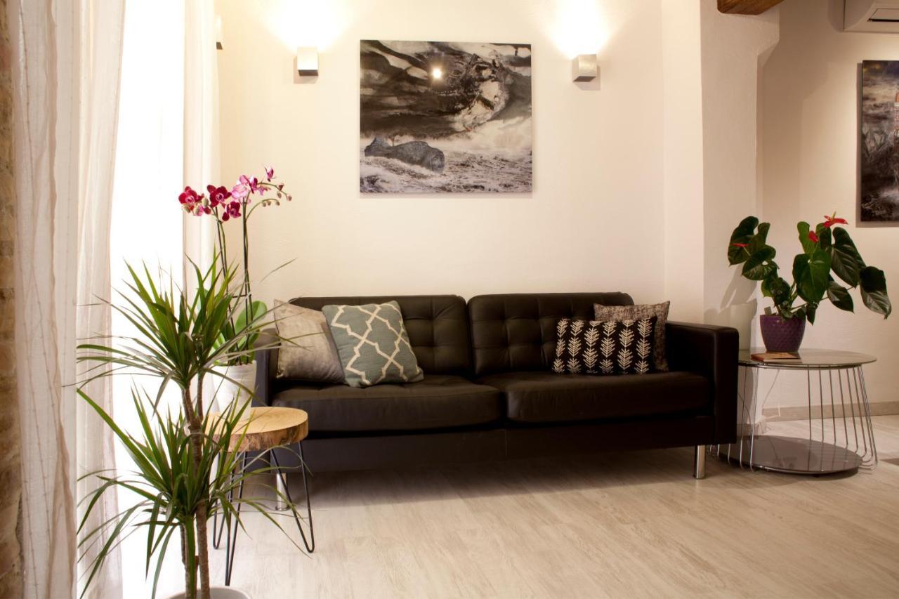 Authentic Charming Apartment/Wifi/Air Conditioning Valencia Buitenkant foto